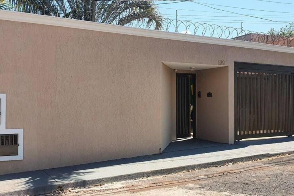 Casa De Temporada Com Piscina * Uberaba