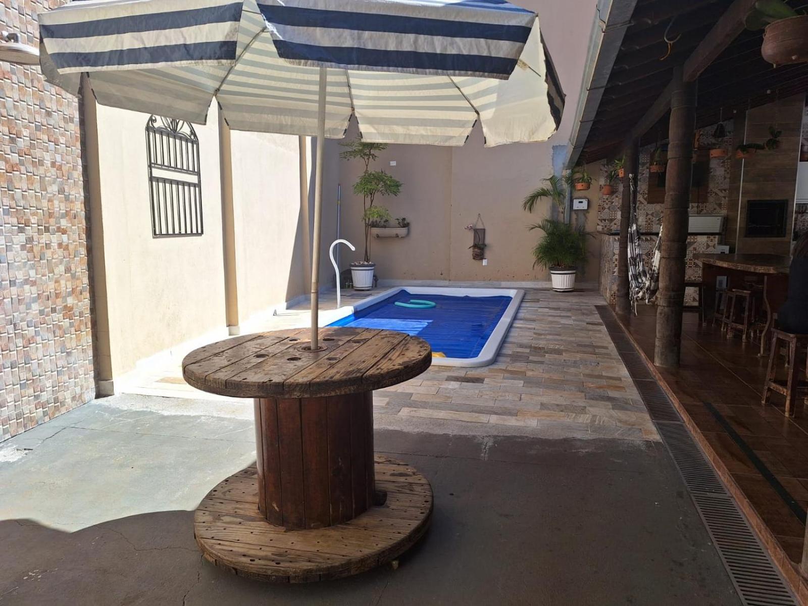 Casa De Temporada Com Piscina Holiday home Uberaba